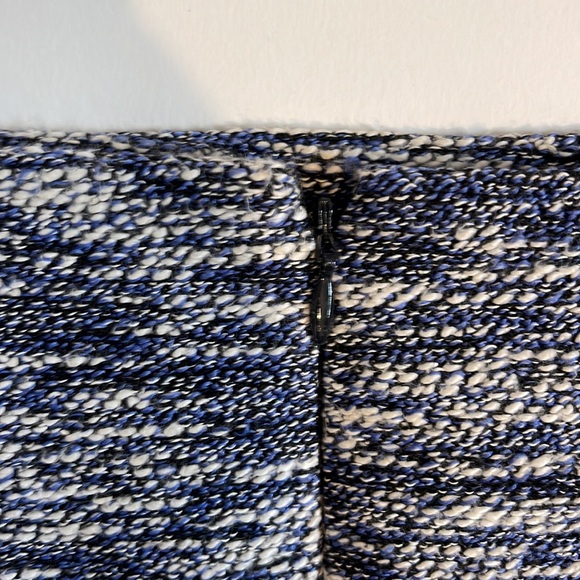 Ann Taylor tweed skirt, size 2 petite. Never worn. - Picture 2 of 5